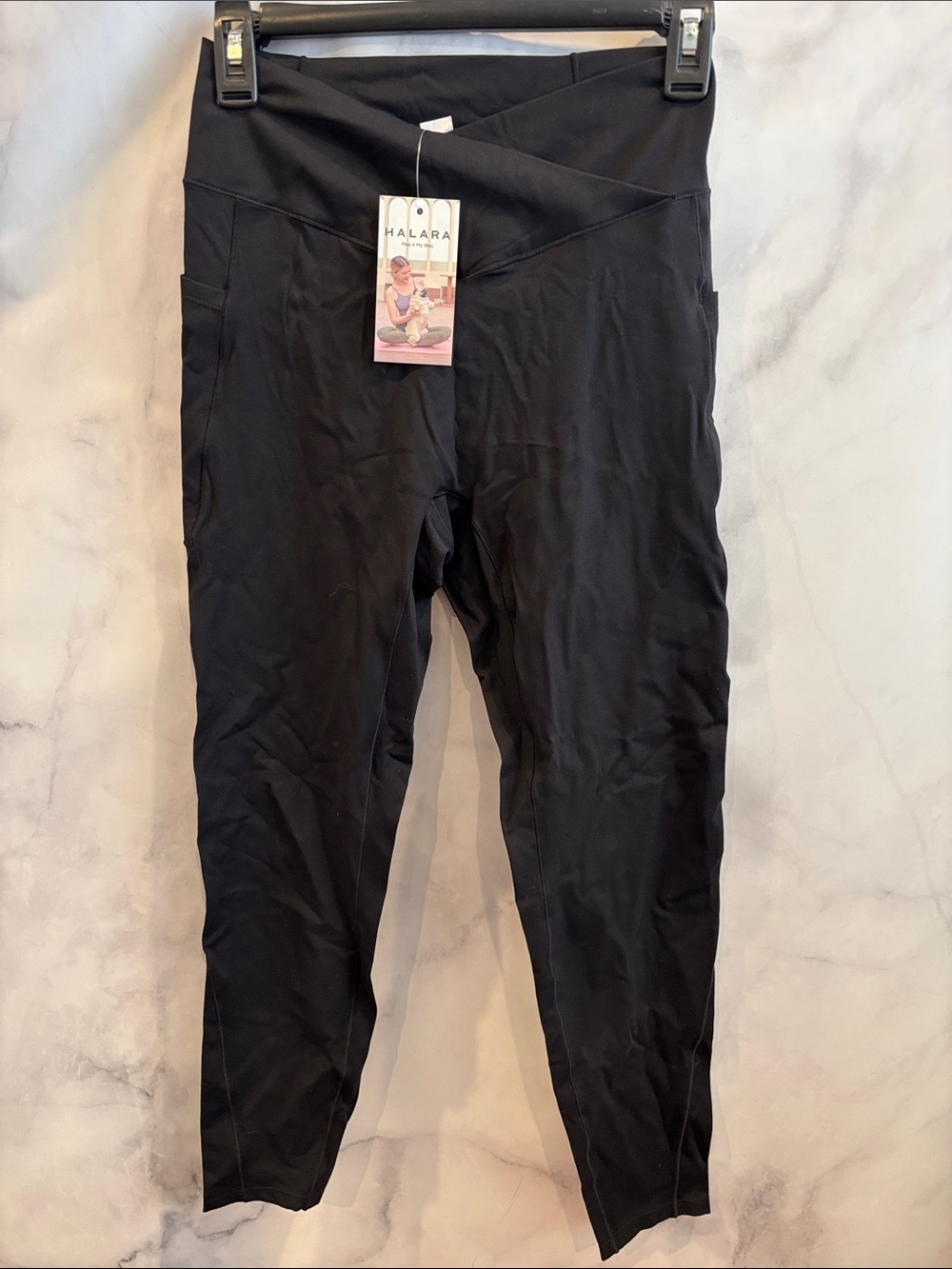 HALARA Cloudful Black Crossover Waist Leggings